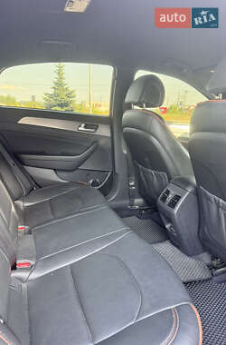 Седан Hyundai Sonata 2015 в Виннице