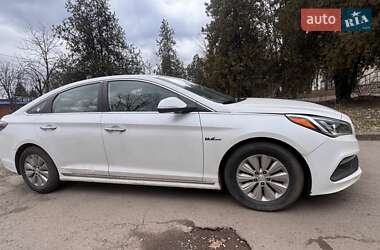 Седан Hyundai Sonata 2015 в Кривому Розі