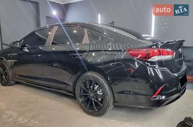 Седан Hyundai Sonata 2017 в 