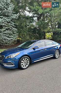 Седан Hyundai Sonata 2016 в Чернівцях