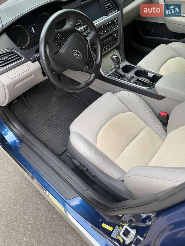 Седан Hyundai Sonata 2016 в Киеве