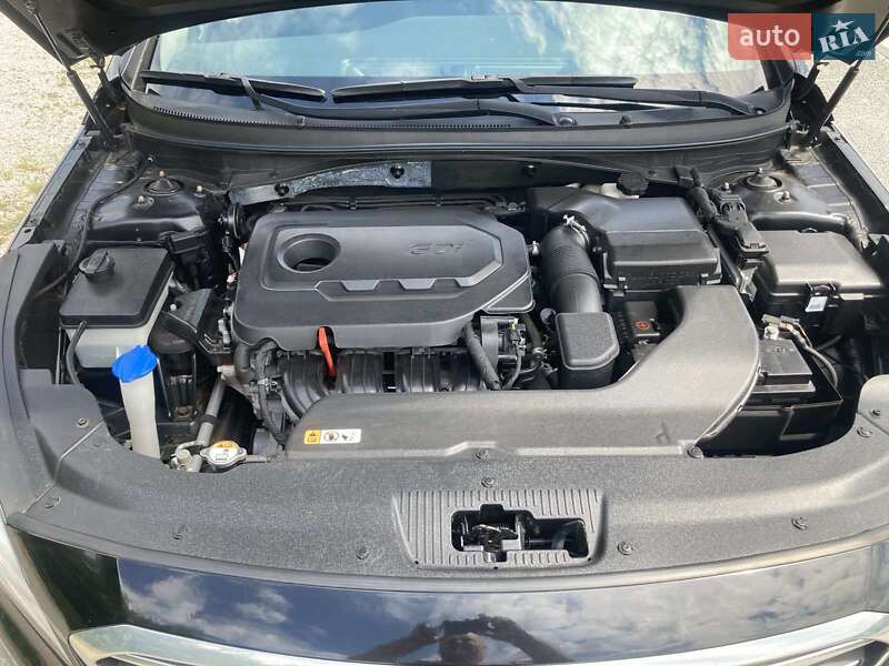 Седан Hyundai Sonata 2016 в Дніпрі