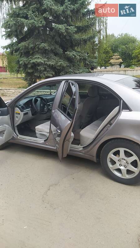 Седан Hyundai Sonata 2005 в Днепре
