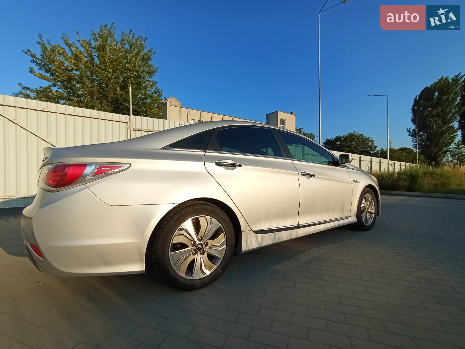 2013 Hyundai Sonata - мініатюра 18