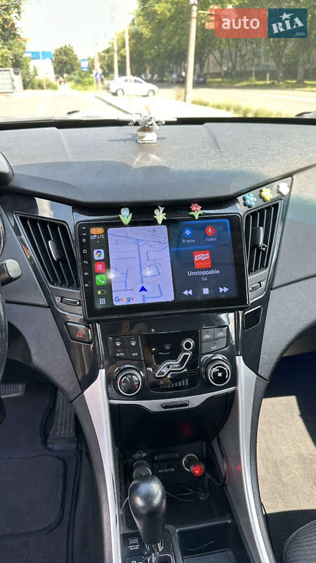 Седан Hyundai Sonata 2012 в Чернигове