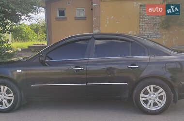 Седан Hyundai Sonata 2009 в  фото 3 Седан Hyundai Sonata 2009 в