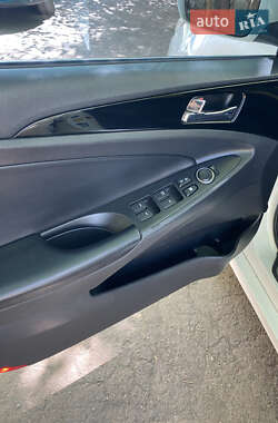 Седан Hyundai Sonata 2011 в 