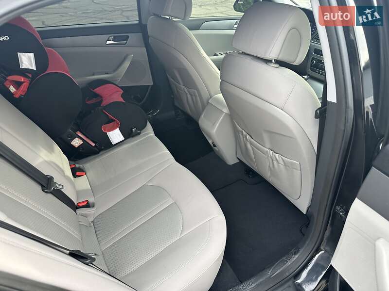 Седан Hyundai Sonata 2015 в Днепре