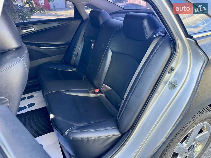 Седан Hyundai Sonata 2012 в Києві