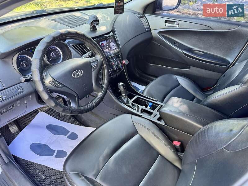 Седан Hyundai Sonata 2012 в Києві