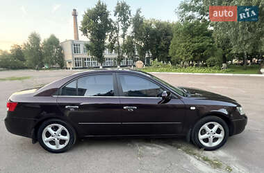 Седан Hyundai Sonata 2006 в  фото 9 Седан Hyundai Sonata 2006 в