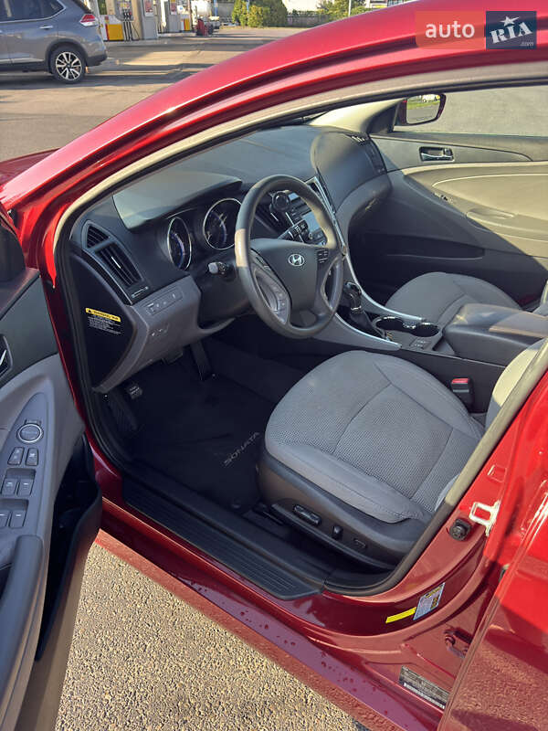 Седан Hyundai Sonata 2013 в Тернополі