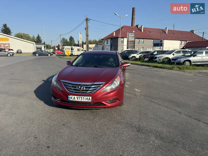Седан Hyundai Sonata 2013 в Тернополі