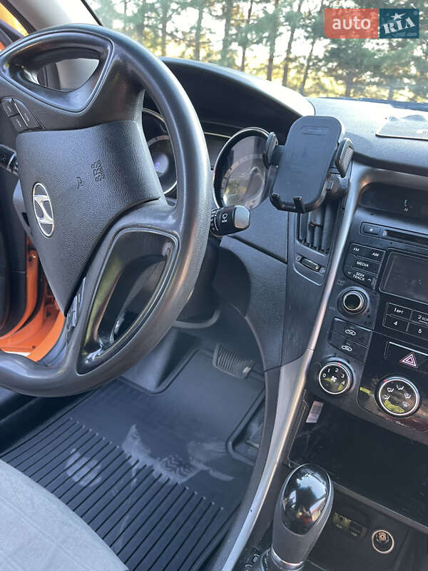 Седан Hyundai Sonata 2014 в Тернополе фото 24 Седан Hyundai Sonata 2014 в Тернополе