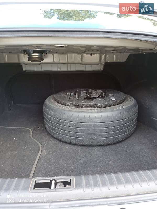 Седан Hyundai Sonata 2008 в Києві