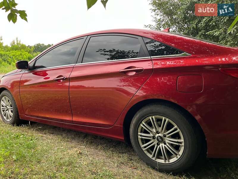 Седан Hyundai Sonata 2012 в Конотопе