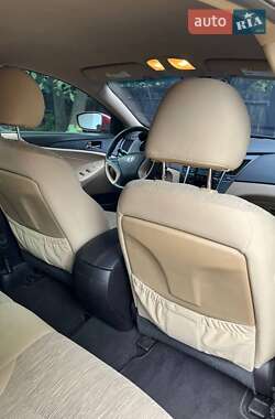 Седан Hyundai Sonata 2012 в Конотопе