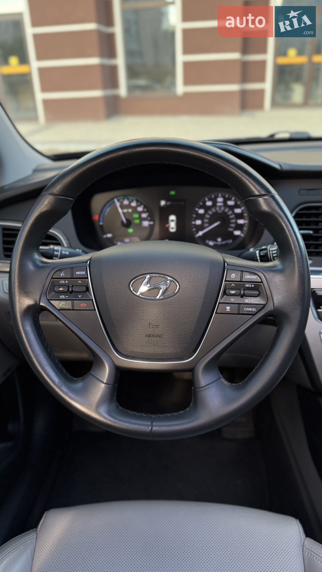 2016 Hyundai Sonata - мініатюра 37