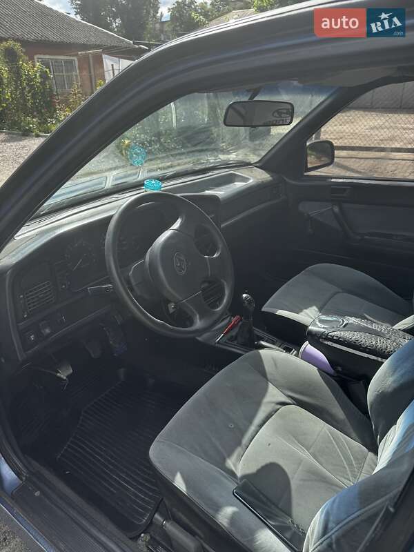 Седан Hyundai Sonata 1993 в Дніпрі