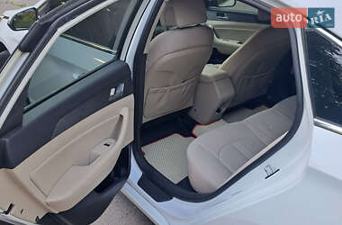Седан Hyundai Sonata 2016 в 