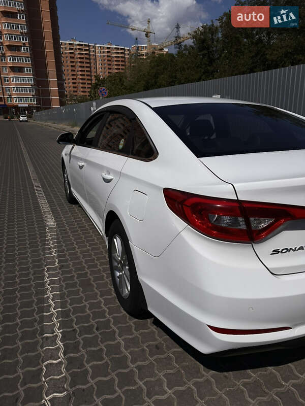 Седан Hyundai Sonata 2015 в Одессе