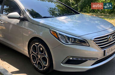 Седан Hyundai Sonata 2015 в Могилев-Подольске