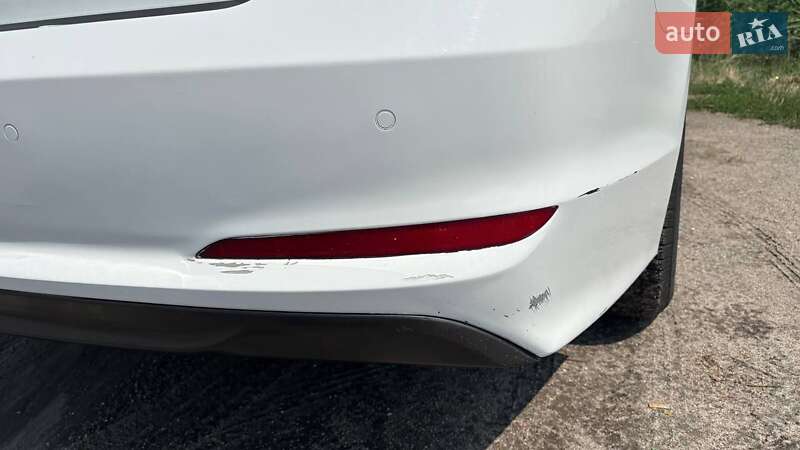 Седан Hyundai Sonata 2016 в Кагарлику