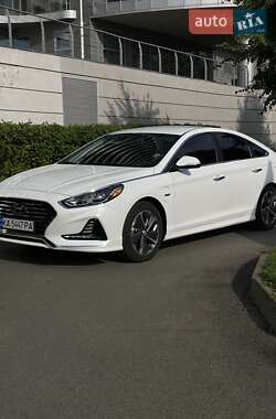 Седан Hyundai Sonata 2018 в Києві