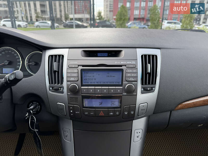 Седан Hyundai Sonata 2008 в Киеве