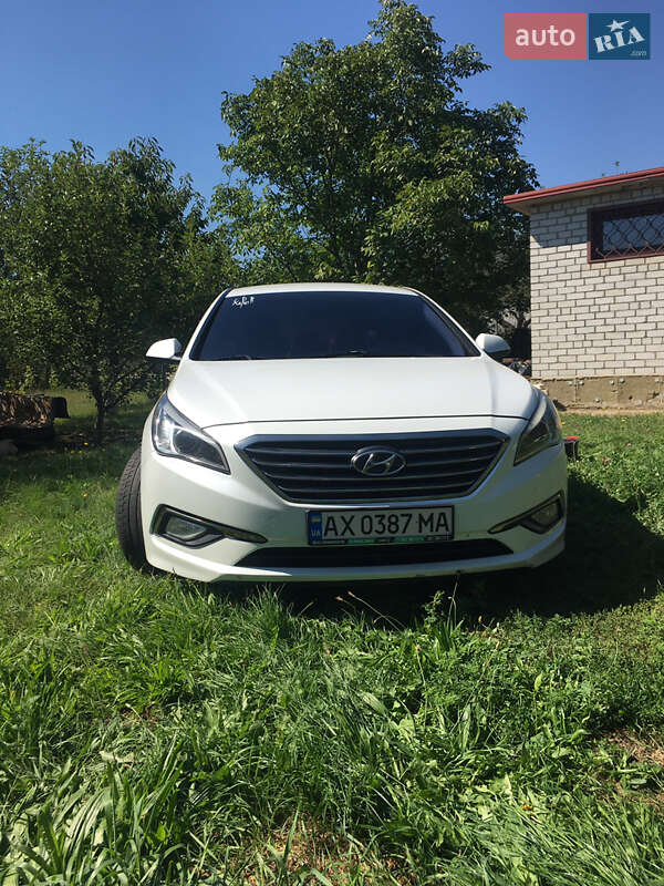 Седан Hyundai Sonata 2014 в Харькове фото Седан Hyundai Sonata 2014 в Харькове