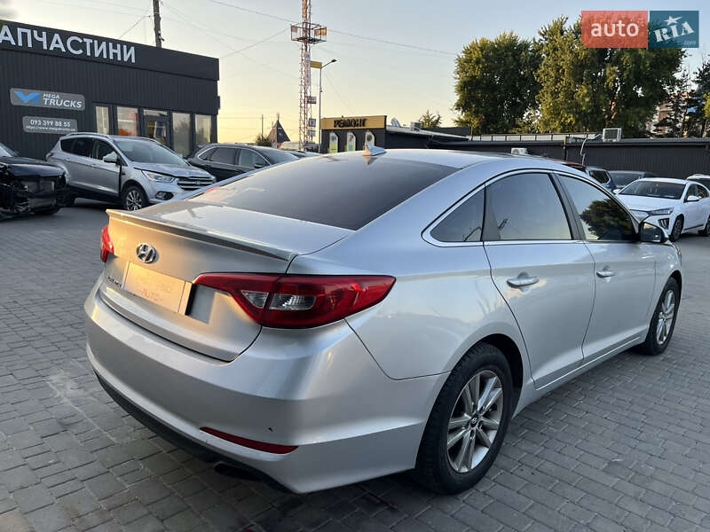 Седан Hyundai Sonata 2015 в Львове