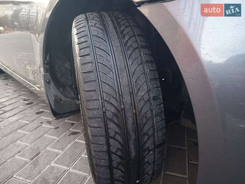 Седан Hyundai Sonata 2011 в Днепре