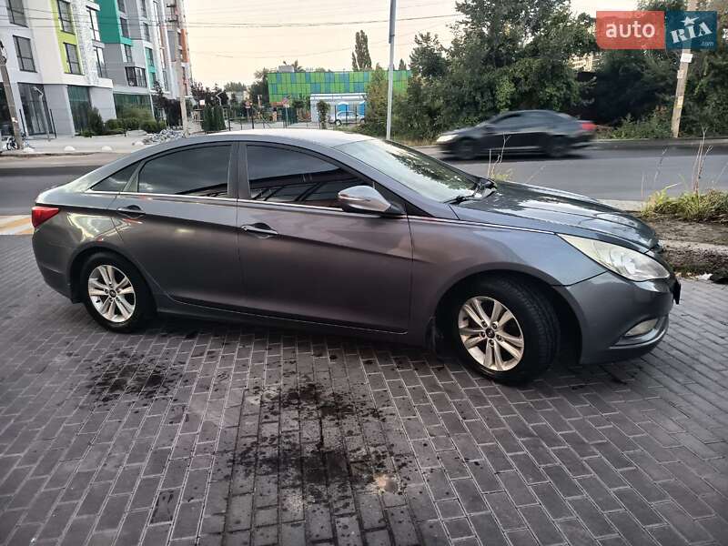 Седан Hyundai Sonata 2011 в Днепре