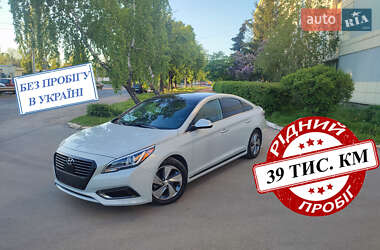 Седан Hyundai Sonata 2015 в Киеве