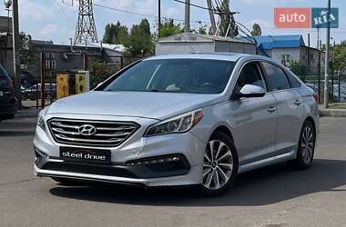 Седан Hyundai Sonata 2015 в Николаеве