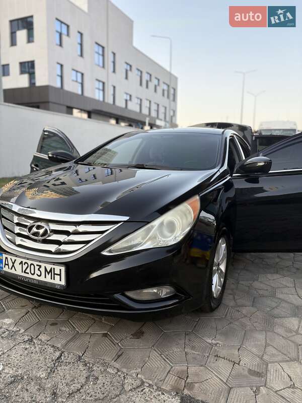Седан Hyundai Sonata 2013 в Киеве