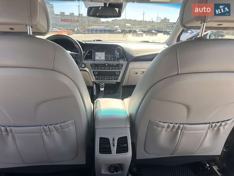 Седан Hyundai Sonata 2016 в Одесі