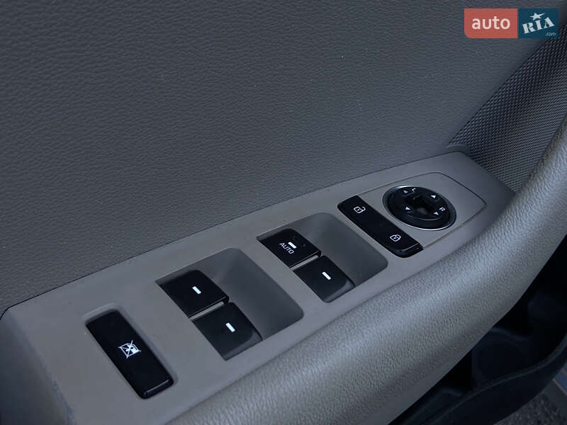 Седан Hyundai Sonata 2015 в Николаеве