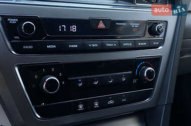 Седан Hyundai Sonata 2015 в 