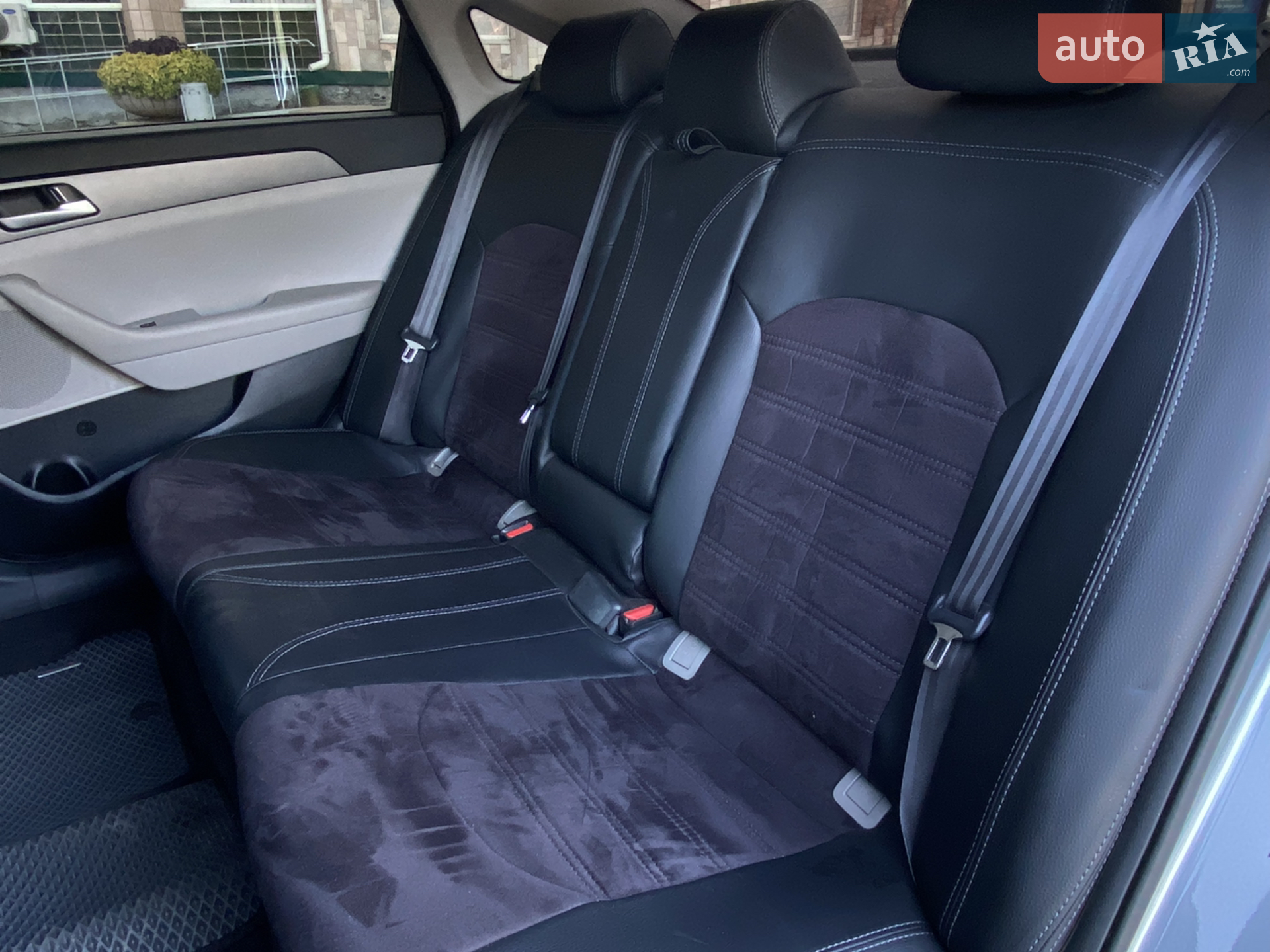 2015 Hyundai Sonata - мініатюра 16