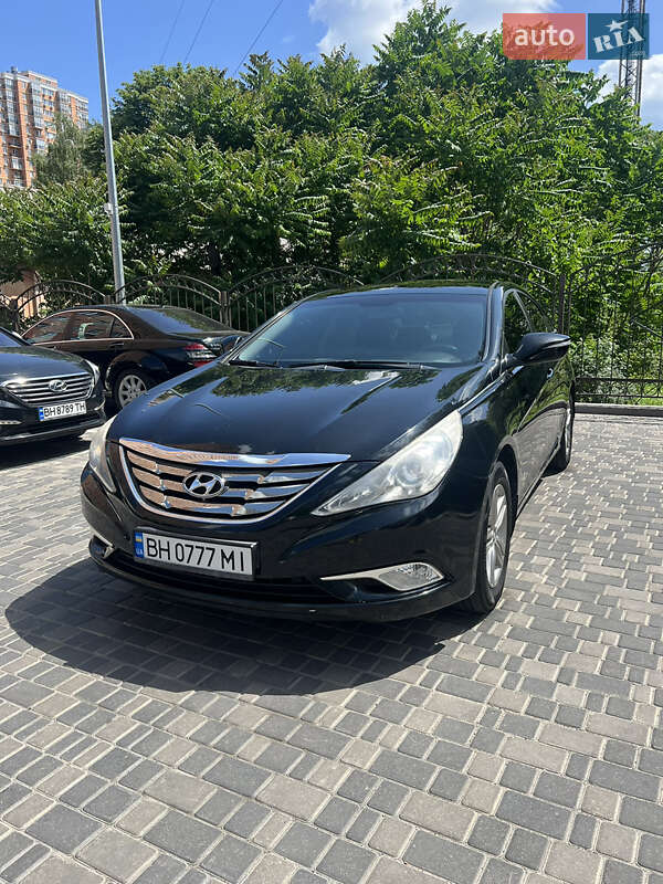 Hyundai Sonata 2013