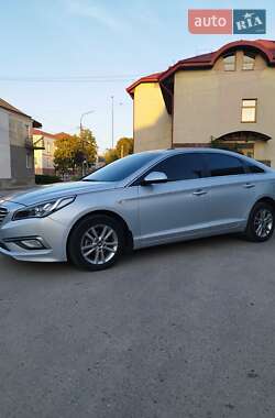 Седан Hyundai Sonata 2017 в Золочеві