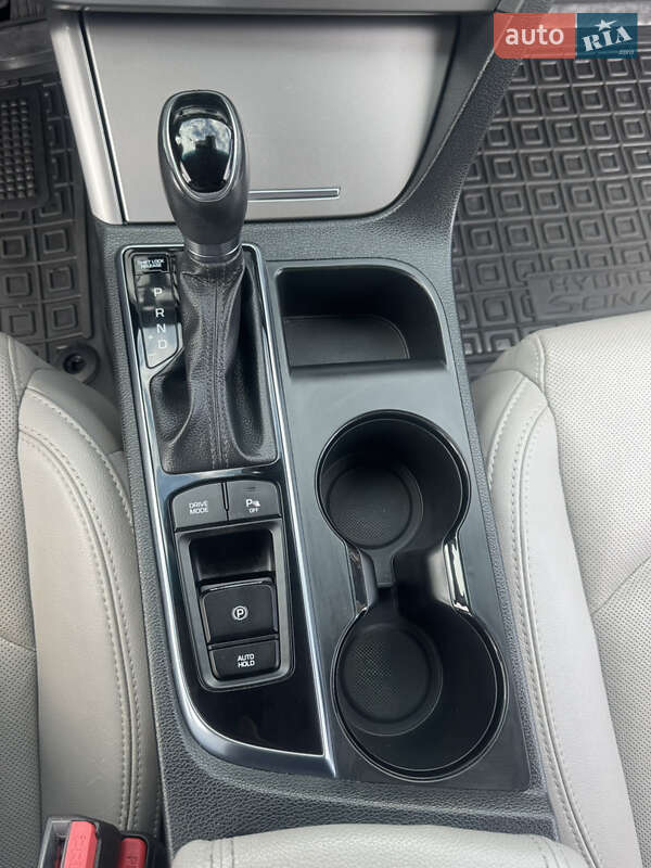 Седан Hyundai Sonata 2015 в Києві