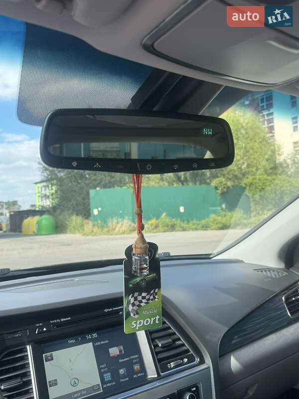 Седан Hyundai Sonata 2015 в Києві