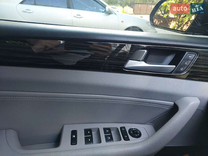 Седан Hyundai Sonata 2015 в Києві