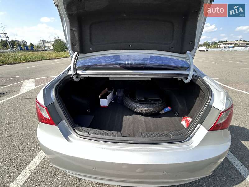 Седан Hyundai Sonata 2011 в Києві фото 14 Седан Hyundai Sonata 2011 в Києві