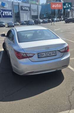 Седан Hyundai Sonata 2012 в 
