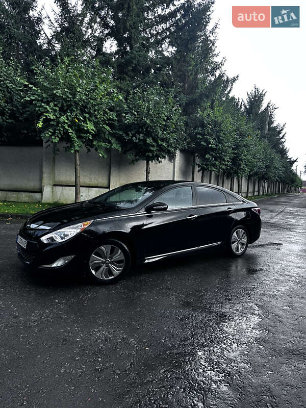 Седан Hyundai Sonata 2013 в Киеве