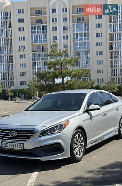 Седан Hyundai Sonata 2015 в Николаеве