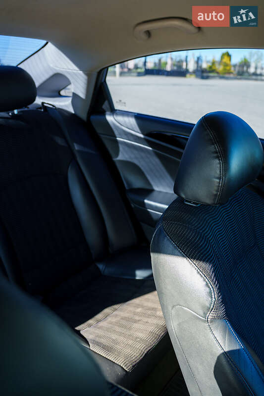 Седан Hyundai Sonata 2012 в Львові